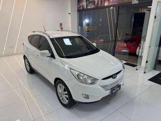 HYUNDAI IX35 2.0 MPFI GLS 16V FLEX 4P AUTOMÁTICO HYUNDAI IX35 2.0 MPFI GLS 16V FLEX 4P AUTOMÁTICO